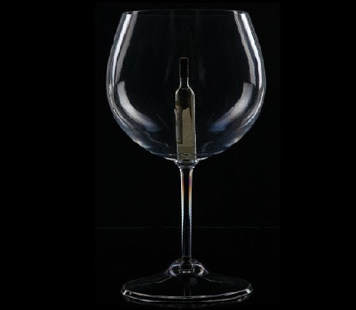 Giant Wine Glass - Wine Glass Cooler  Giant wine glass, Wine decor, Wine  glass